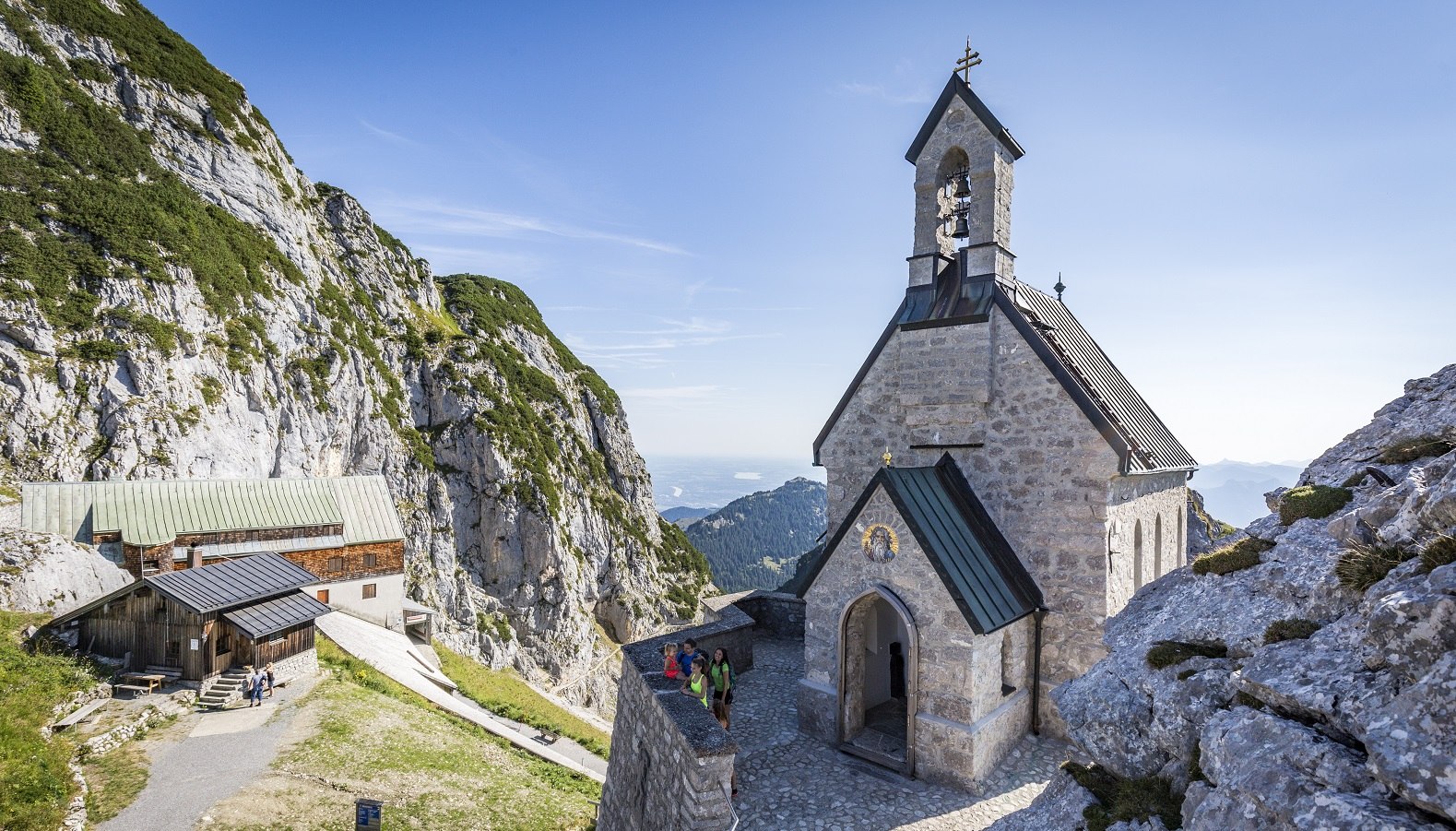 Deutschlands höchstgelegene Kirche am Wendelstein, © Thomas Kujat Deutschlands höchstgelegene Kirche am Wendelstein, © Thomas Kujat