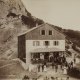 Das Wendelsteinhaus im Eröffnungsjahr 1883, © Archiv der Wendelsteinbahn GmbH Das Wendelsteinhaus im Eröffnungsjahr 1883, © Archiv der Wendelsteinbahn GmbH