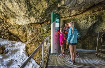 In der Wendelsteinhöhle bei der sog. Kältefalle an der Station Biologie, © Thomas Kujat