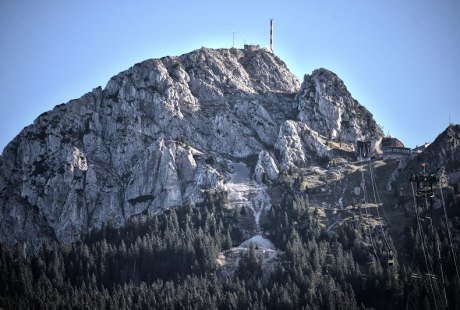 Imposante Ansicht der Wendelstein-Bergstation von SW, &copy; Alpenregion Tegernsee-Schliersee e.V.