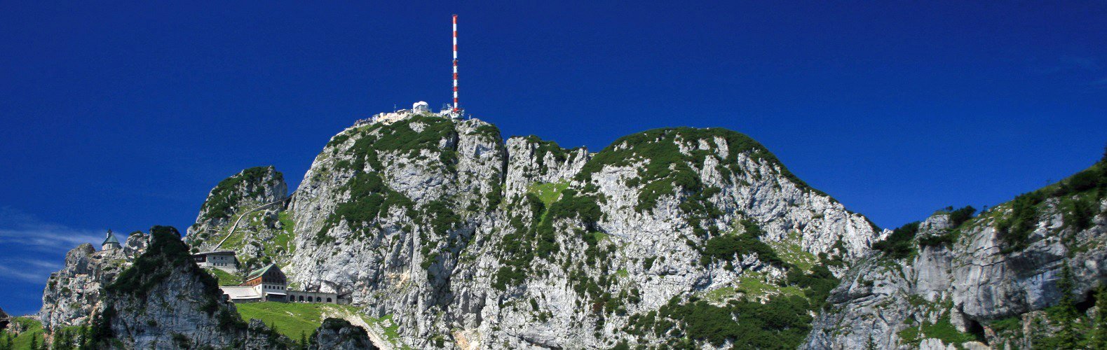 Der markante Wendelsteingipfel mit der Bergstation, © Claudia Hinz