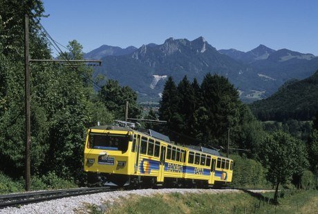 Fahrt mit der Zahnradbahn bei Gembachau mit Blick auf den Heuberg, © Wolfgang Pischek