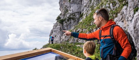 Eine von acht Stationen am Wendelstein Themenweg Geologie, &copy; A. Mittermeier