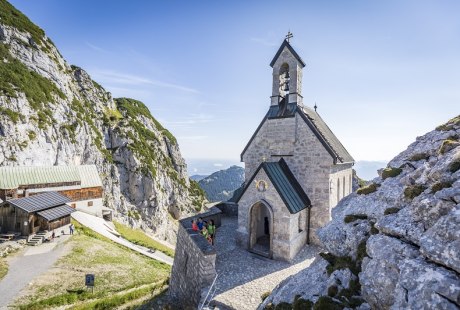 Die Wendelsteinkirche mit Blick zum Inn und Simssee, &copy; Thomas Kujat