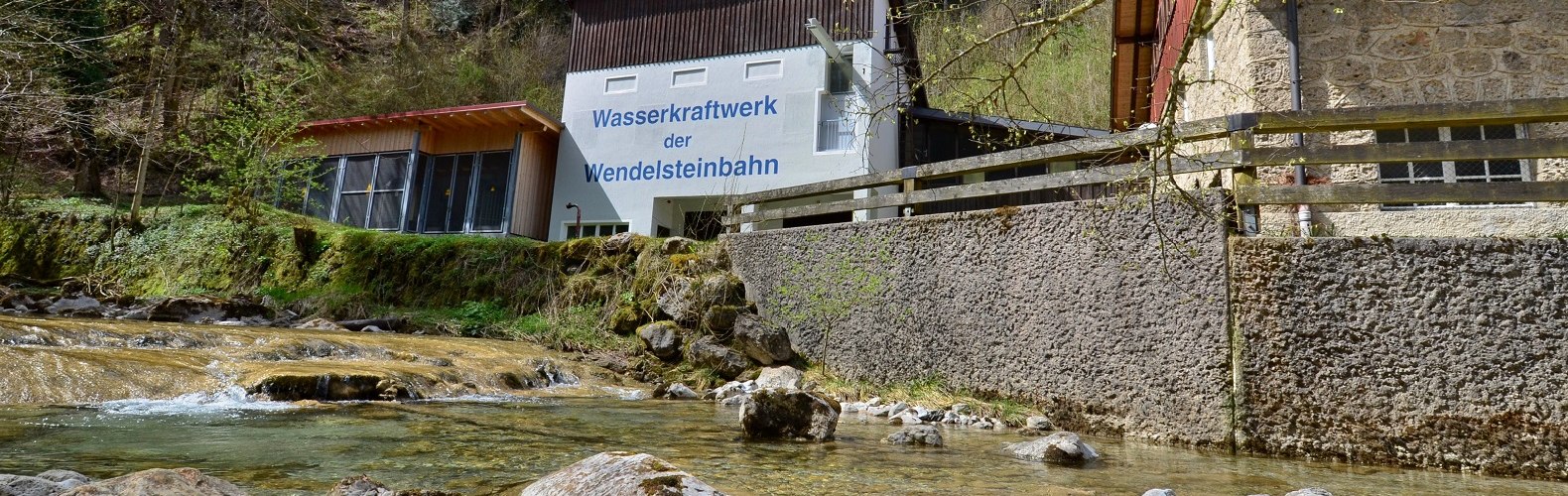 Wasserkraftwerk der Wendelsteinbahn an der Sudelfeldstr. 120 in Brannenburg, © Peter Hofmann