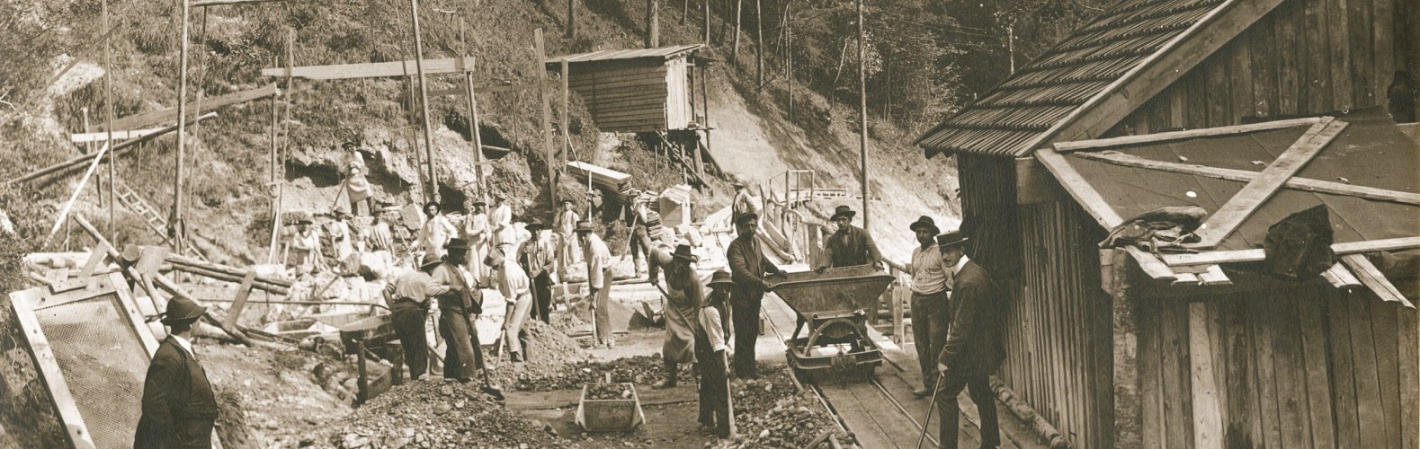 Bau der Zahnradbahntrasse auf den Wendelstein um 1910-12, &copy; Archiv der Wendelsteinbahn GmbH