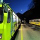 Sonderzug der Wendelstein-Zahnradbahn steht am Talbahnhof zur Abfahrt bereit, &copy; Helmut Unbehauen