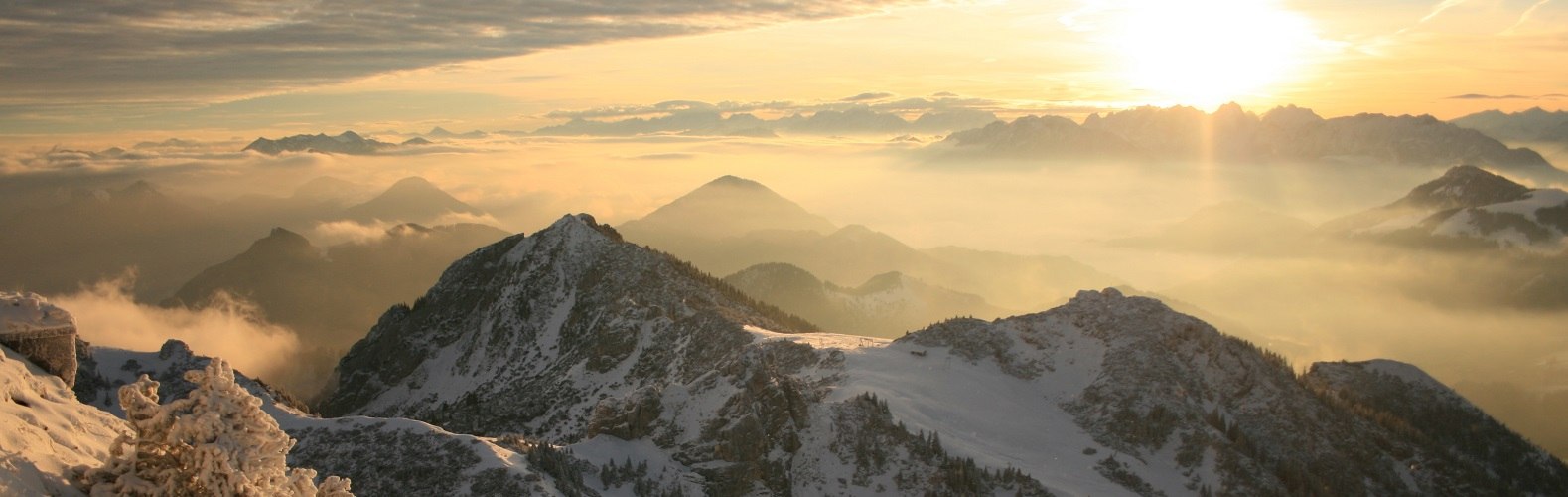 Blick vom Wendelstein zum Wilden Kaiser mit Sonnenaufgang, &copy; Claudia Hinz